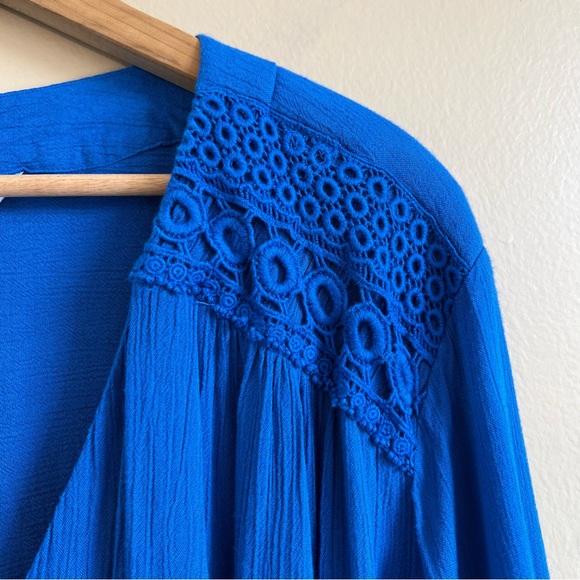 ULLA POPKEN Womens blue Button Peasant Top Size 32/34 Long Sleeve V-neck crochet - Picture 3 of 6